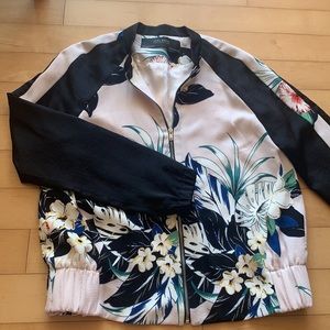 Zara Basic Women XS flower jacket 🌸
